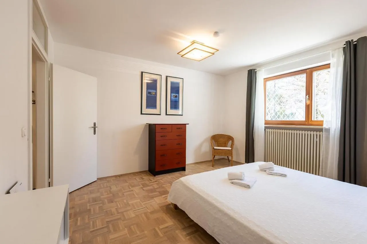 Serviced Appartement Muenchen Messe 0*, Monachium